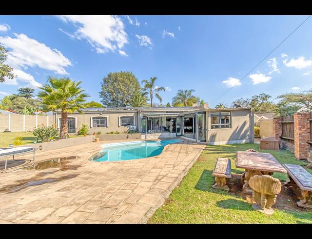 4 BEDROOM FREESTANDING FOR SALE IN MALANSHOF